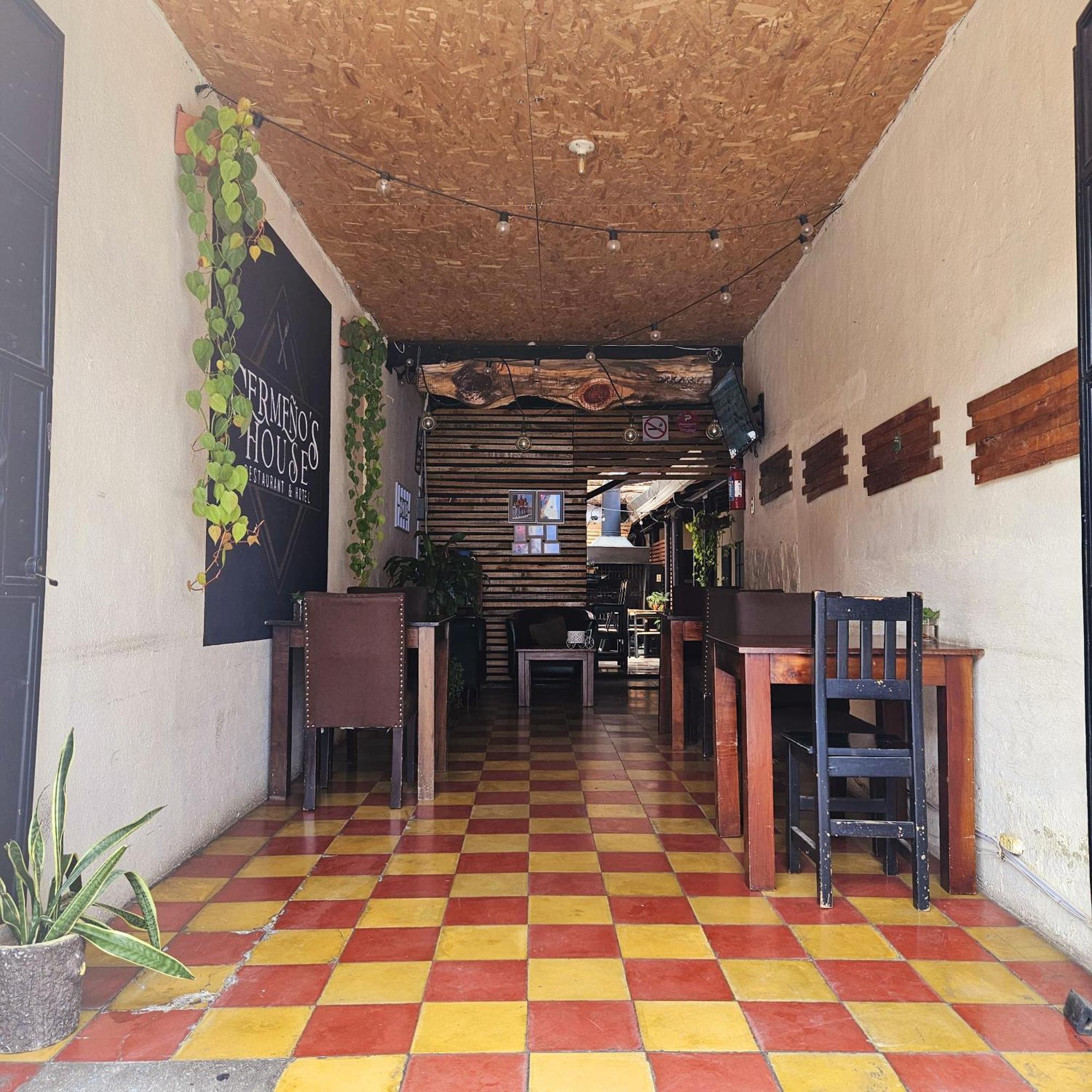 Cermeno'S House Hotel Antigua Luaran gambar