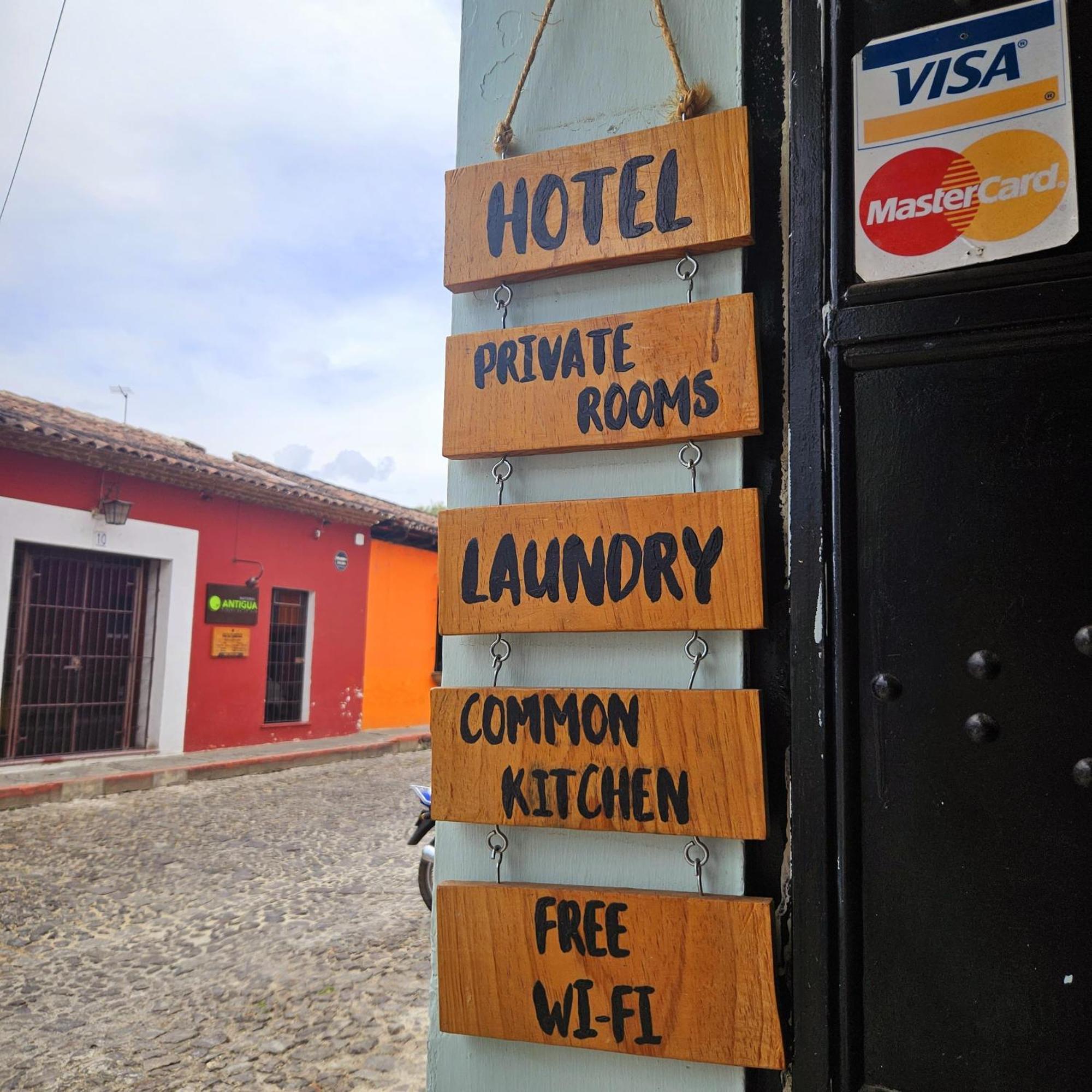 Cermeno'S House Hotel Antigua Luaran gambar