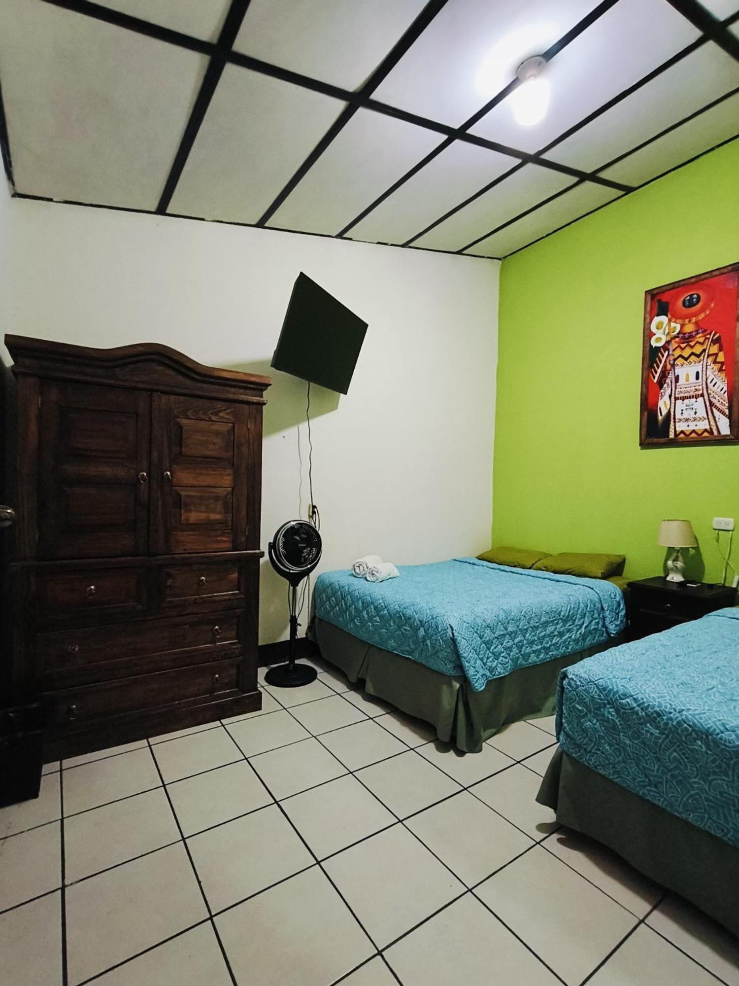 Cermeno'S House Hotel Antigua Luaran gambar